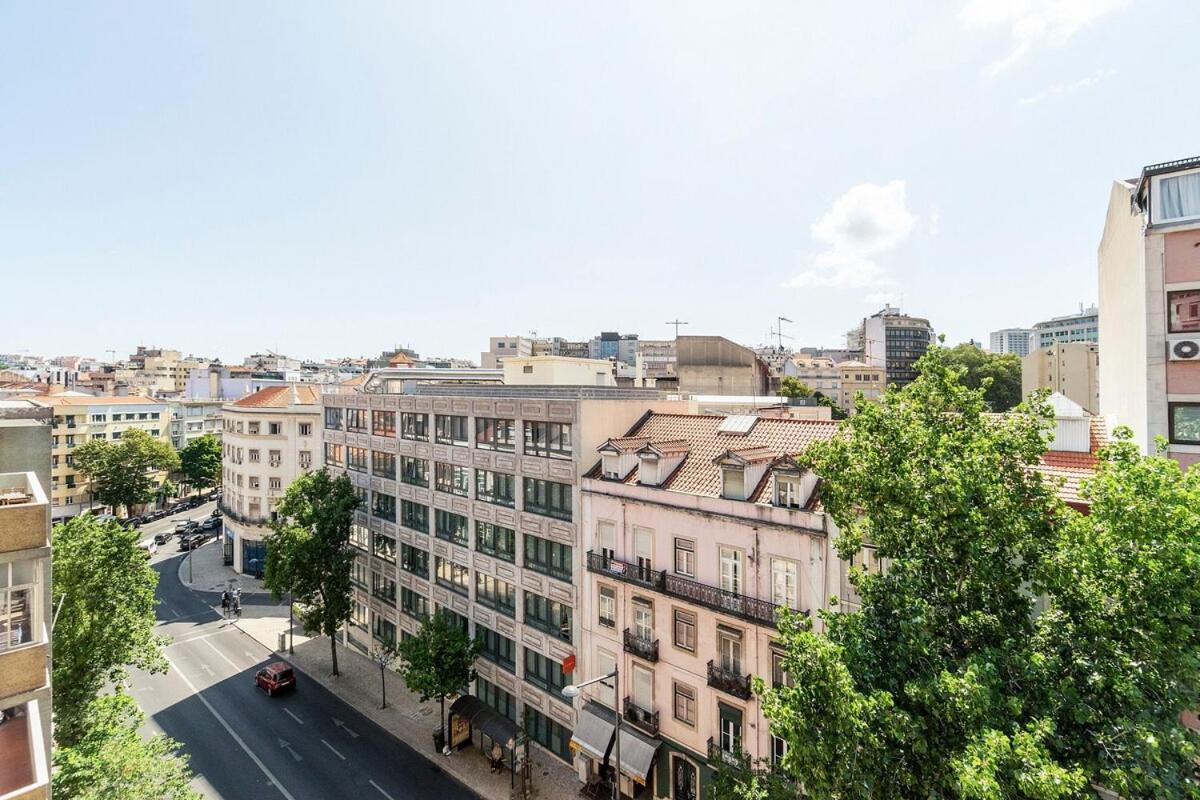 Modern 1 Bedroom With Balcony * Lisboa
