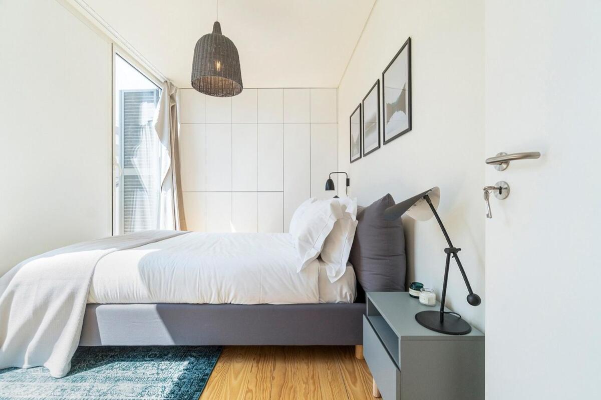 Appartement Modern 1 Bedroom With Balcony