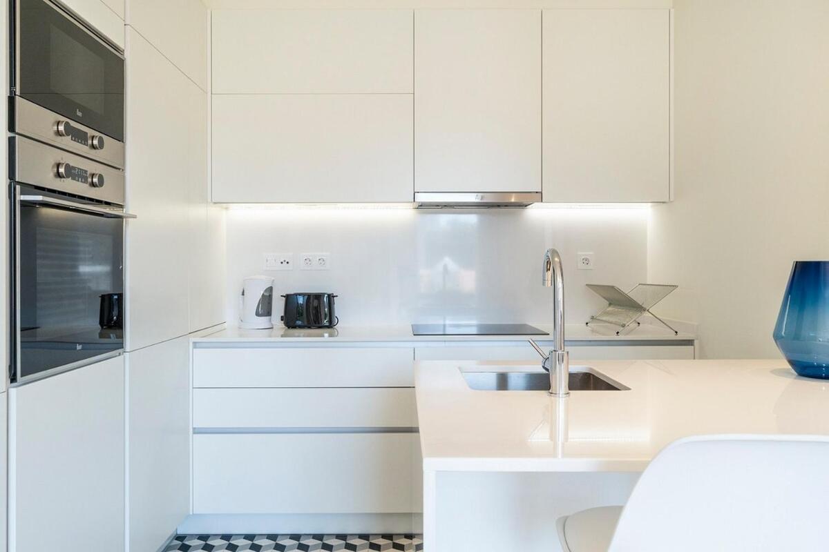 Modern 1 Bedroom With Balcony Appartement *